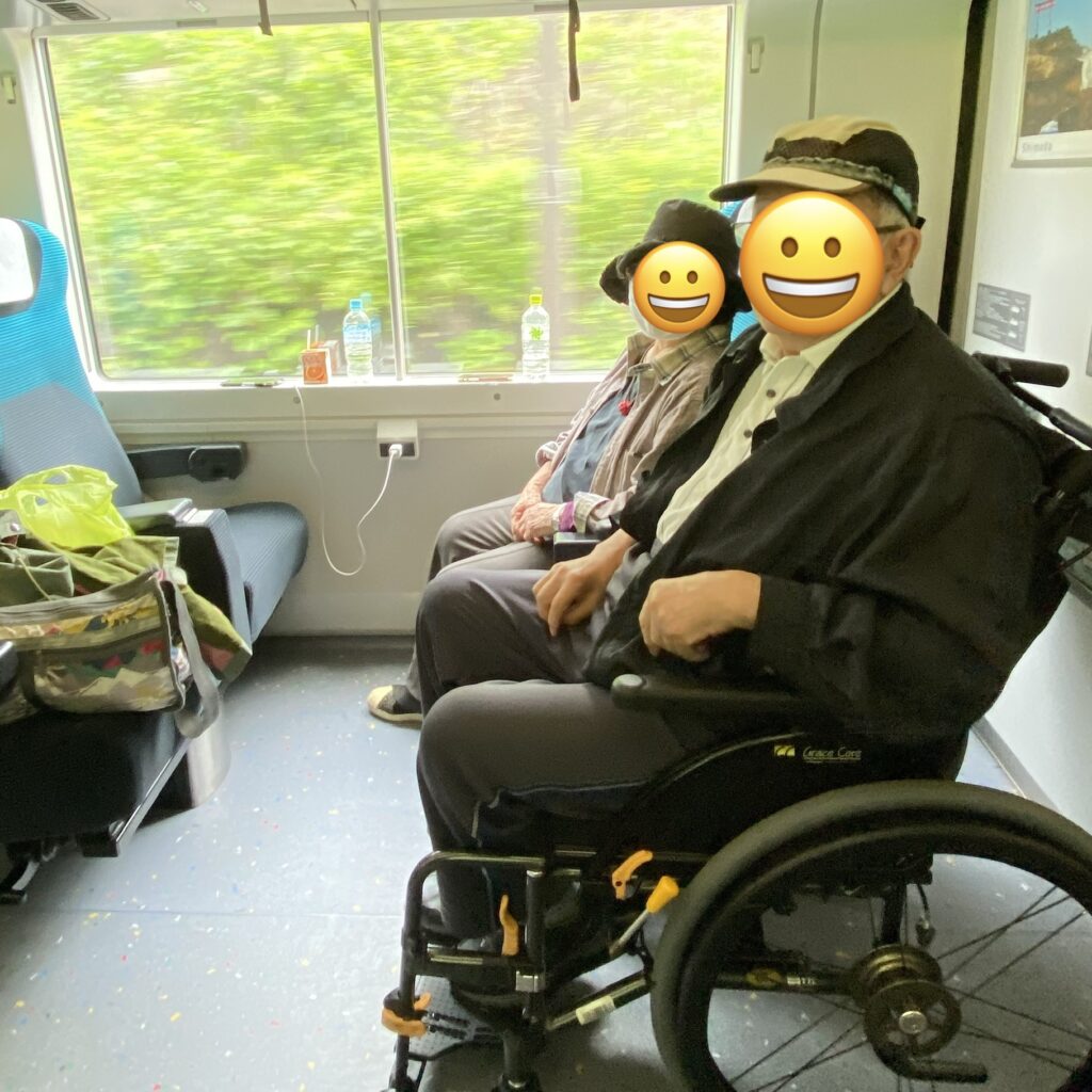 介護タクシーで行く車椅子旅行